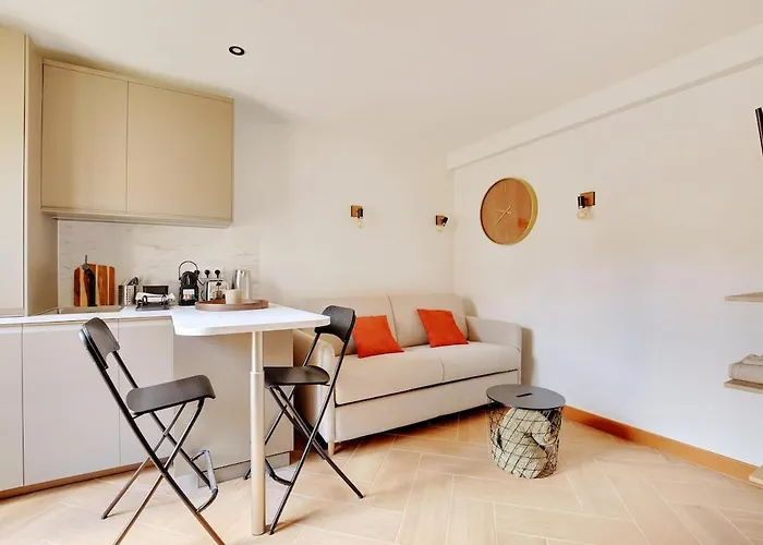 Appartement 36 2 People Eiffel Tower Parijs